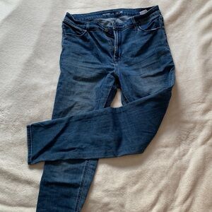 Old navy jeans size 10 skinny